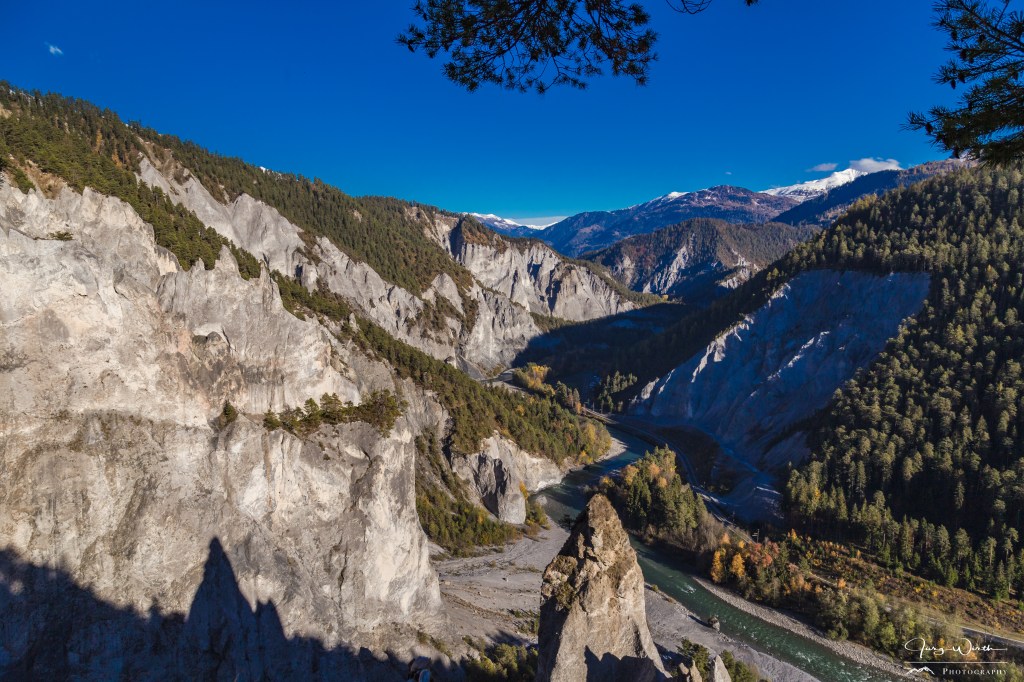 Rheinschlucht bei Salums im Herbst